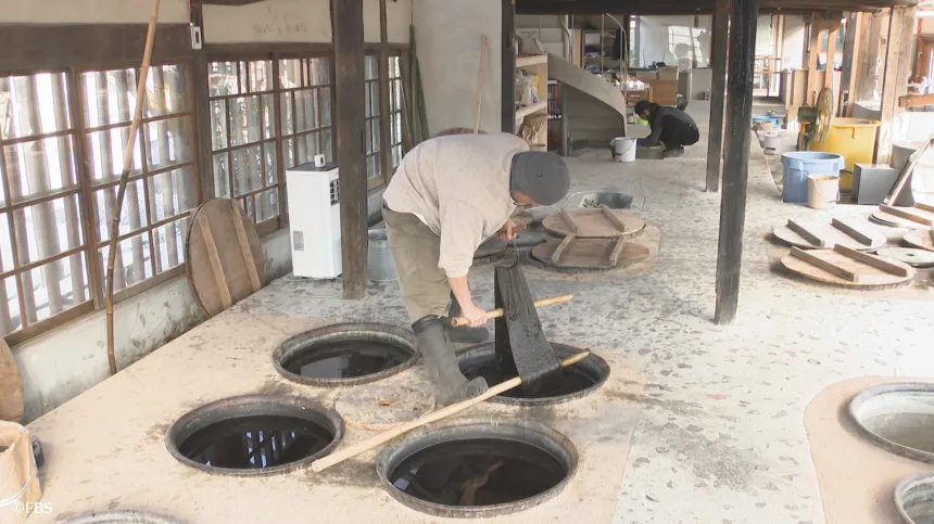 大雨で被災した久留米絣工房復活にかける兄弟 大雨で被災した久留米絣工房復活にかける兄弟