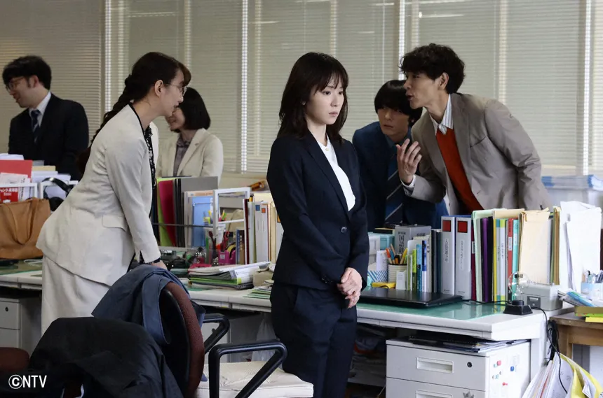 「拝啓、傷ついた貴方へ」 「拝啓、傷ついた貴方へ」